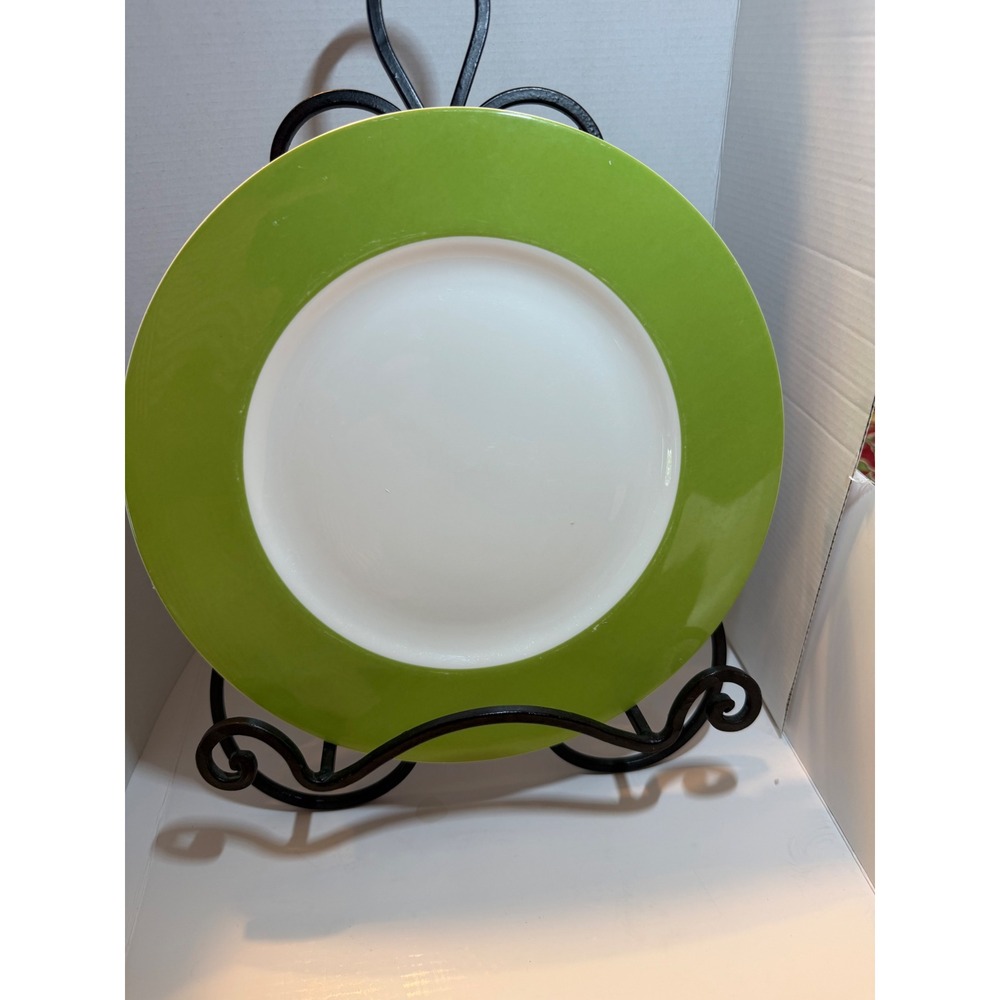Crate & Barrel Hampton Dinner Plates Lime Green White Porcelain Set of 9